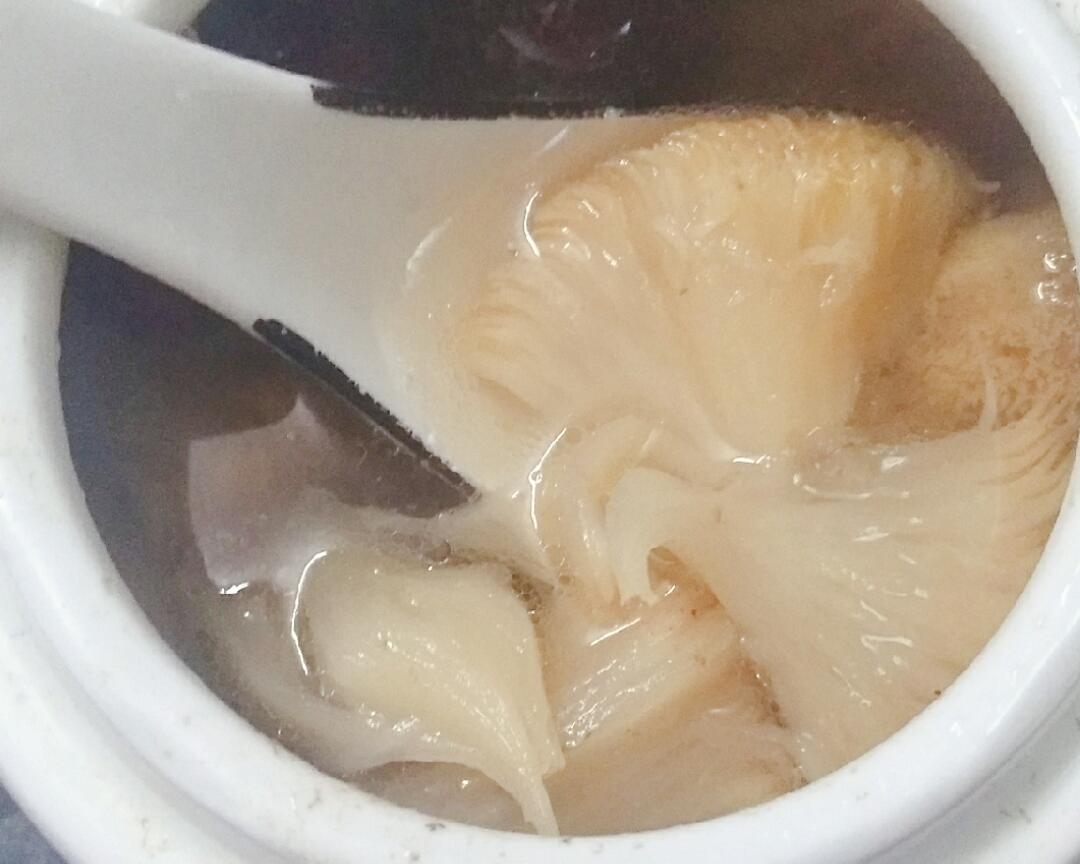 猴头菇炖排骨的做法