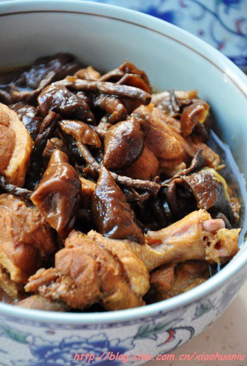 榛蘑炖鸭肉的做法