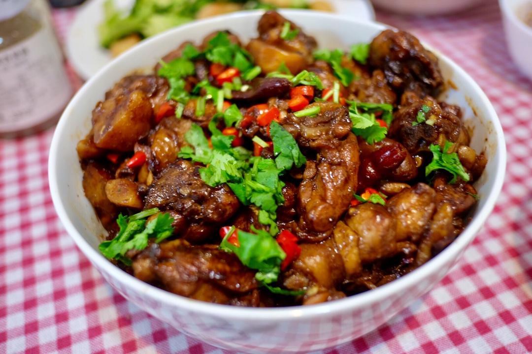 板栗烧鸡