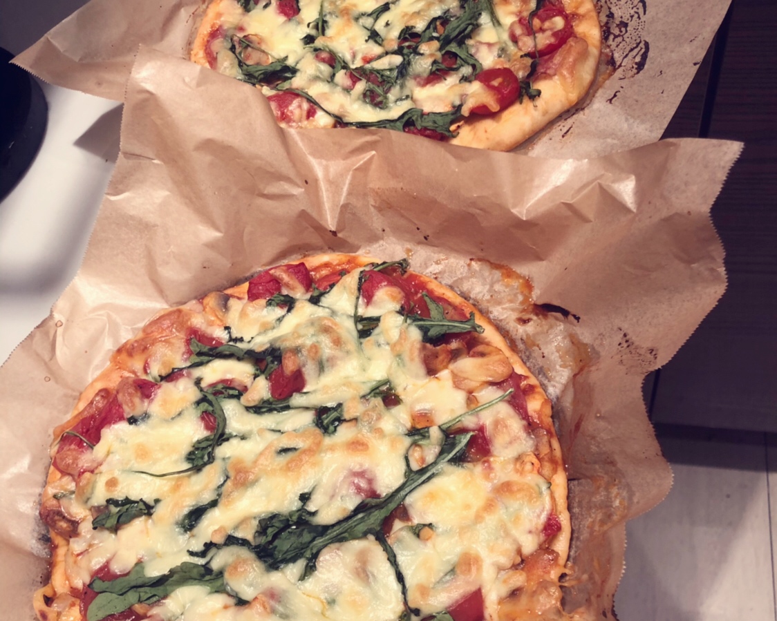 10寸萨拉米肠意式披萨