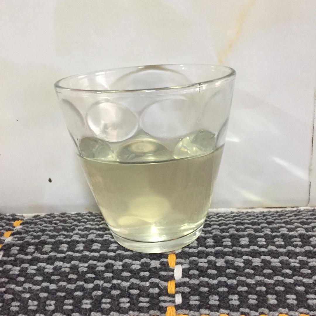 折耳根（鱼腥草）雪梨水