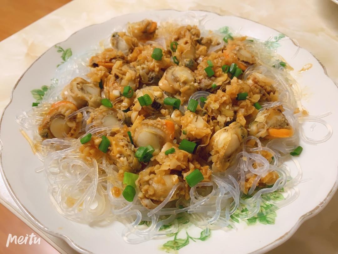 蒜蓉扇贝肉蒸粉丝