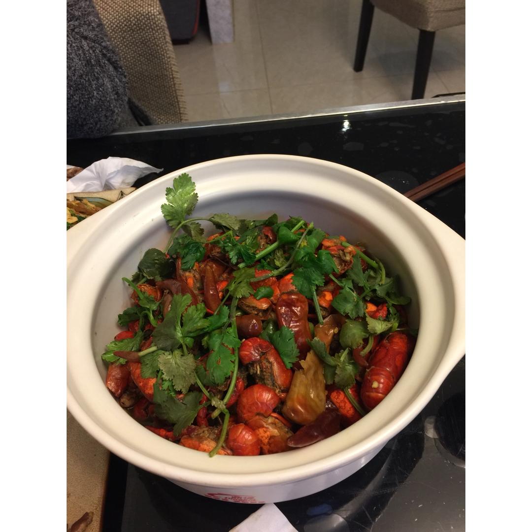 香辣小龙虾-超详细处理干净步骤！