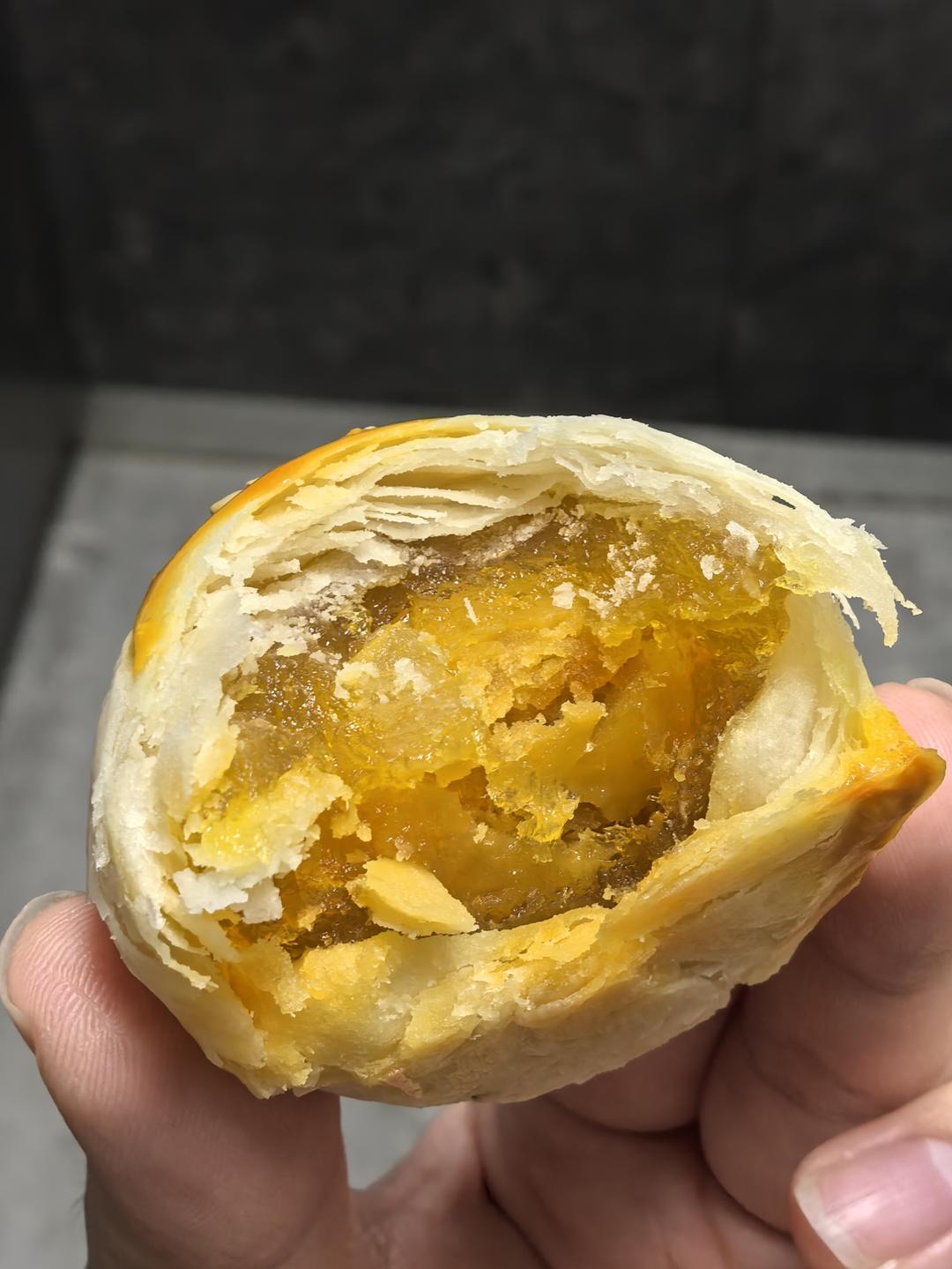 蛋黄酥