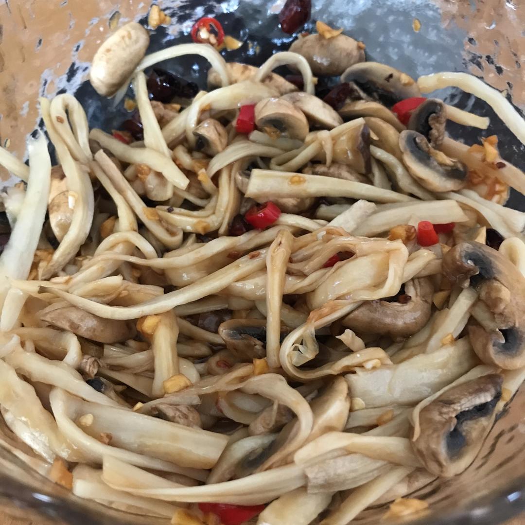凉拌手撕杏鲍菇