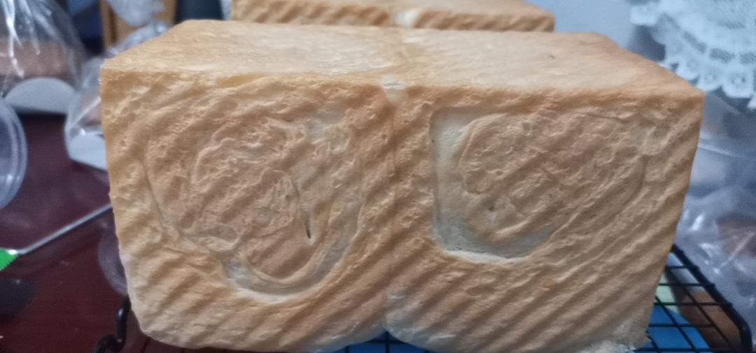 《Tinrry+》软绵绵的白吐司