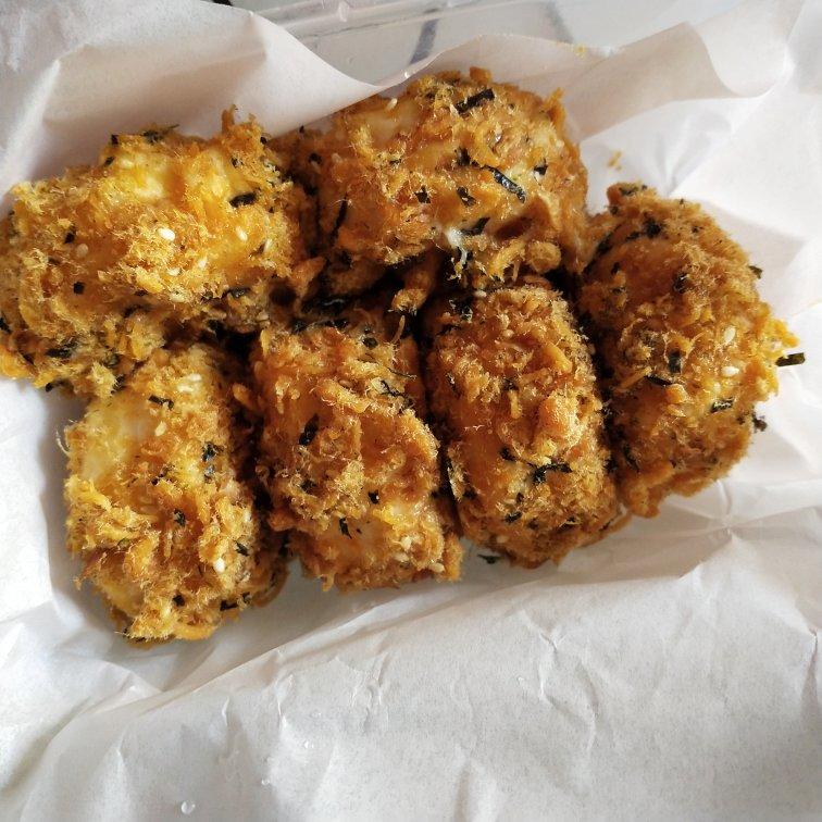 肉松小贝                 完胜鲍师傅