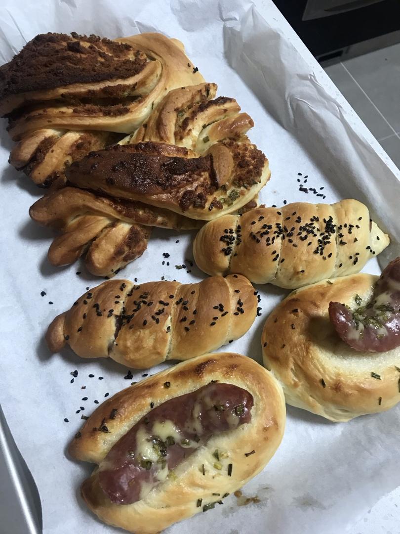 超柔软的香肠面包