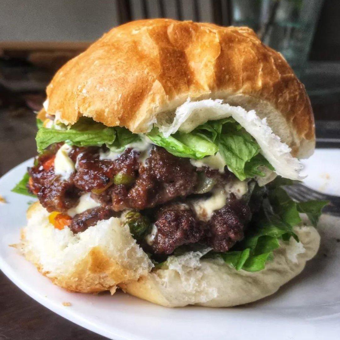 自制营养肉饼汉堡包