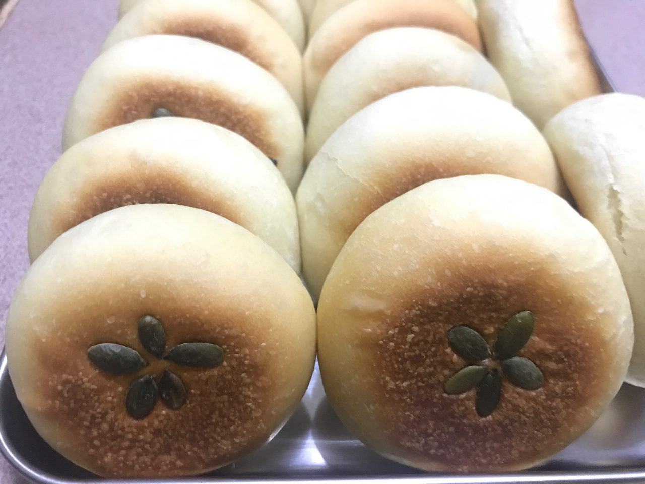 日式紫米面包