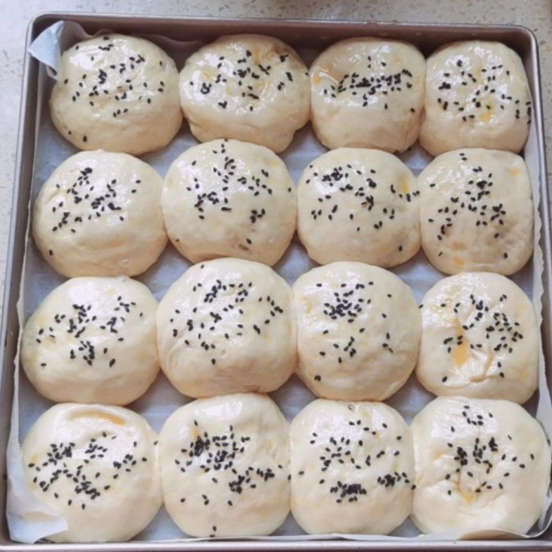 一次发酵绵柔奶油小餐包（消耗淡奶油）