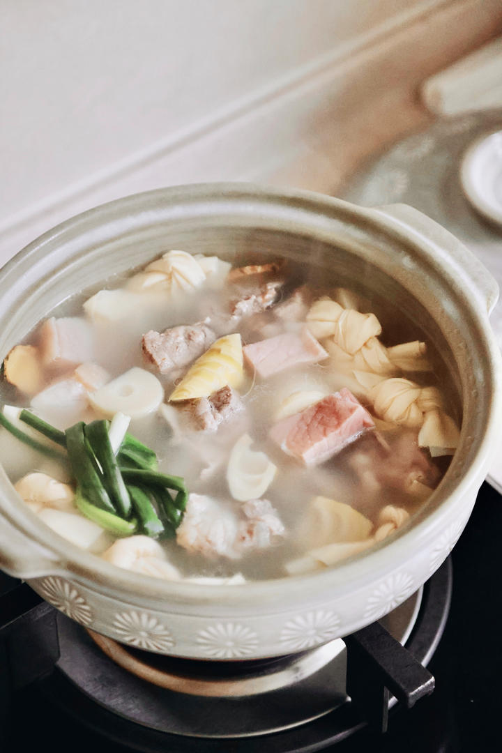 pan小月 做过杭州人的家常腌笃鲜,不放任何调料的极简版