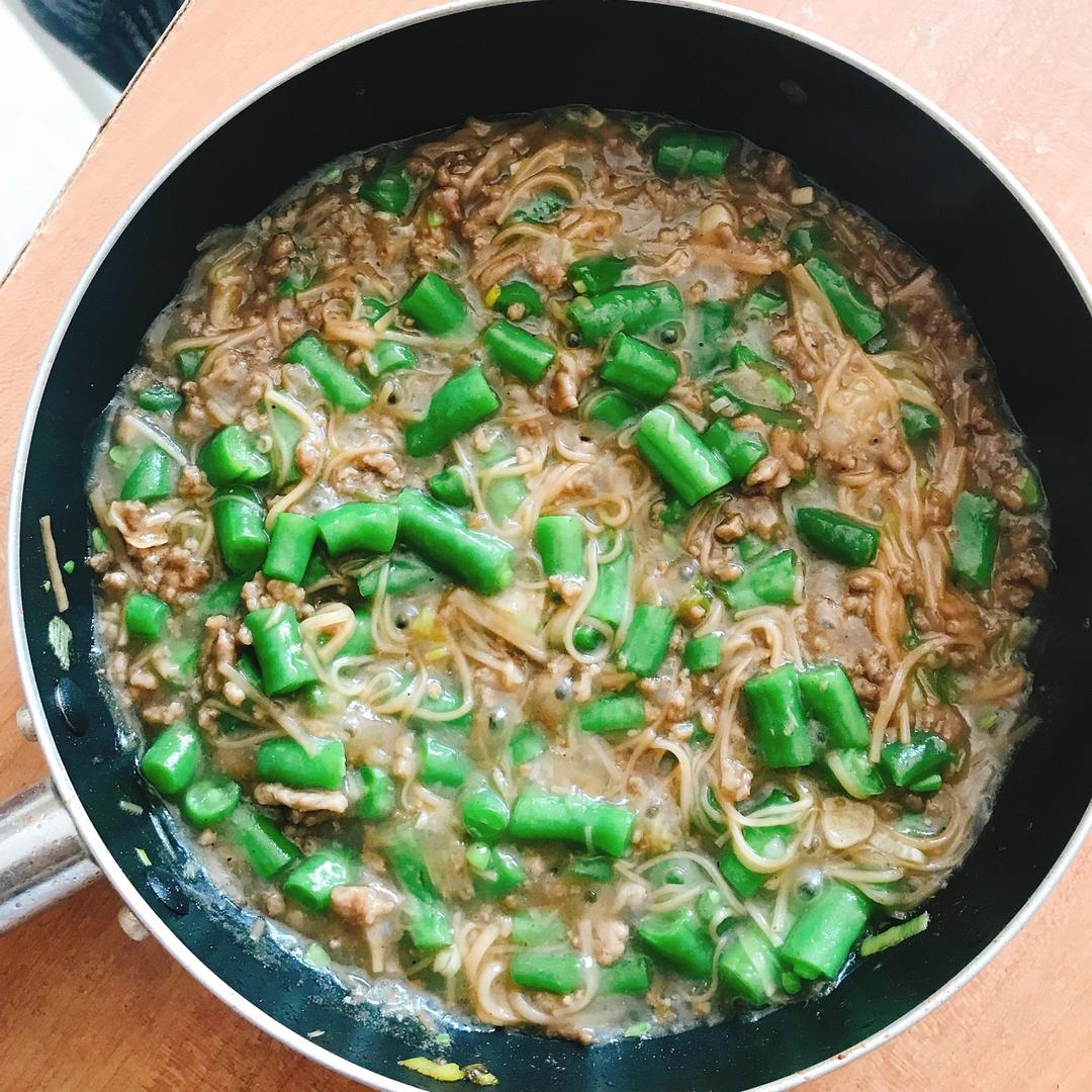 肉沫豆角下饭菜