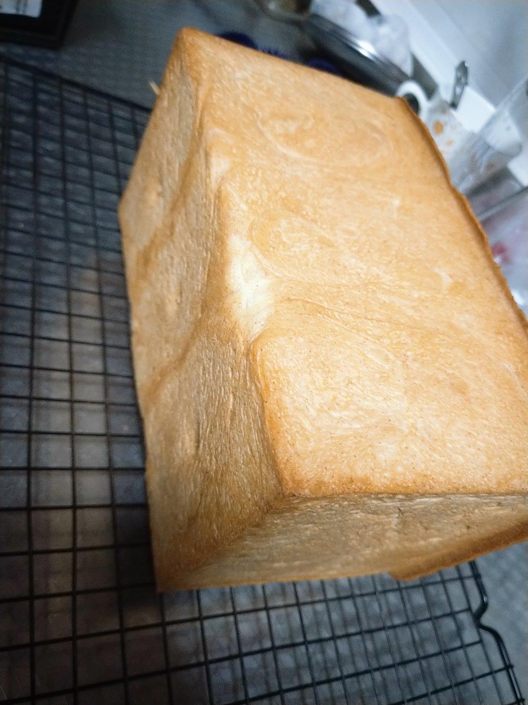 消耗淡奶油--淡奶油吐司面包