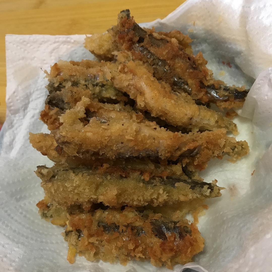 酥炸多春鱼