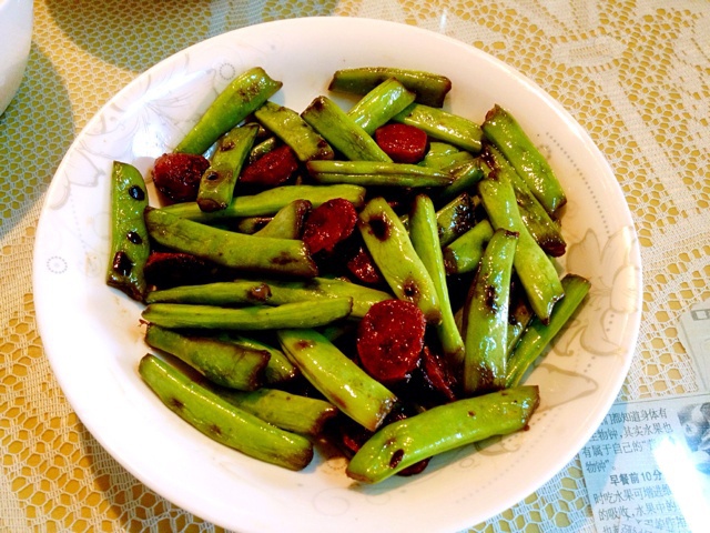 腊肠干煸四季豆