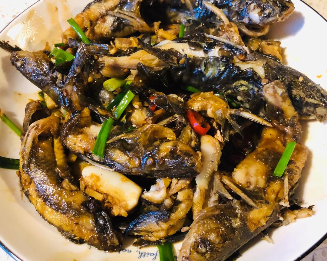 红烧黄刺鱼的家常做法，绝对的鲜嫩麻辣！的做法