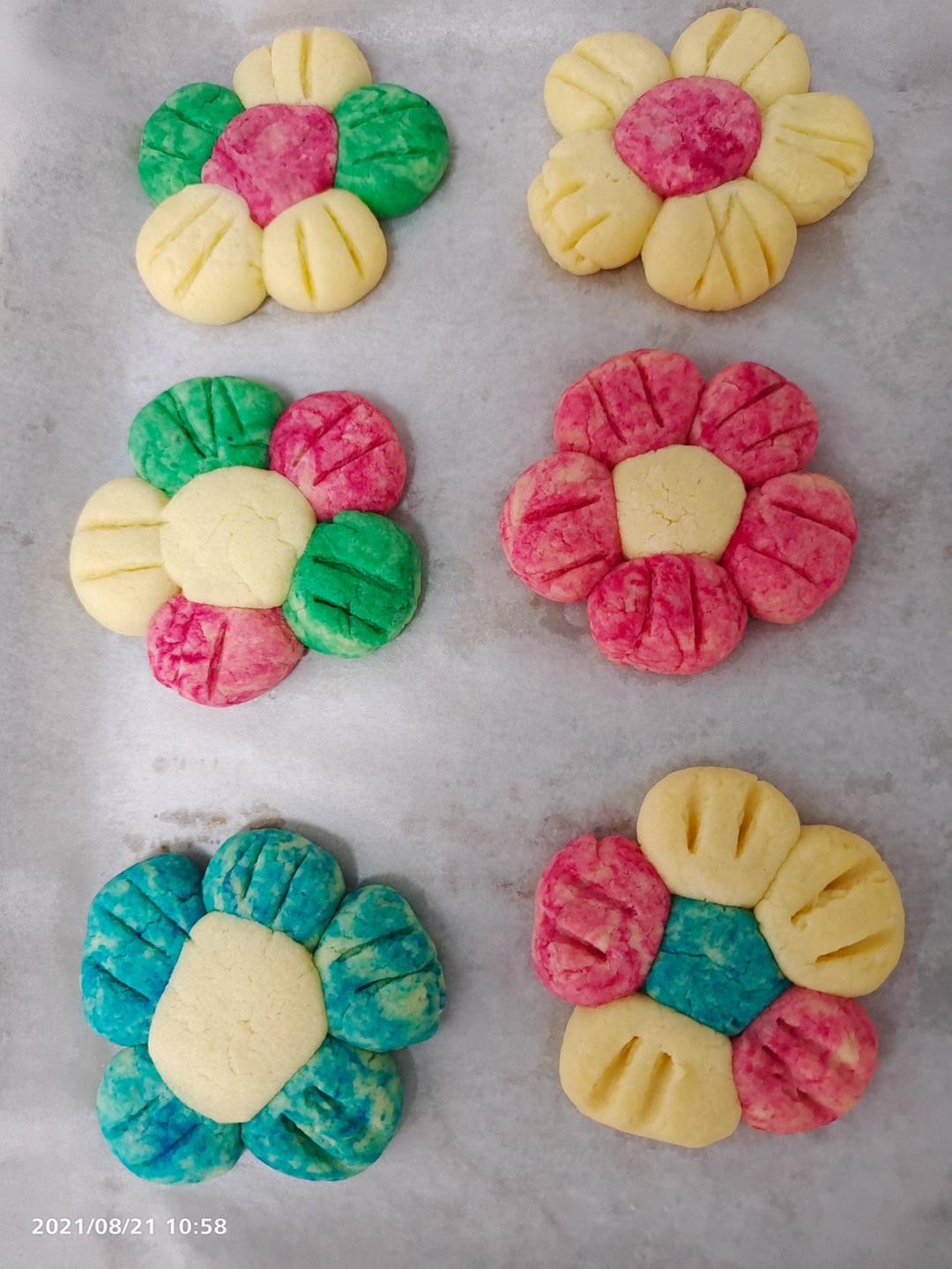 送你一朵小红花｜烘培小白也能搞定的花朵曲奇饼干