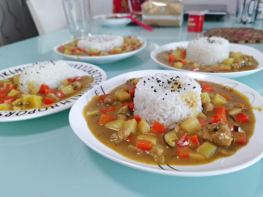 咖喱鸡饭
