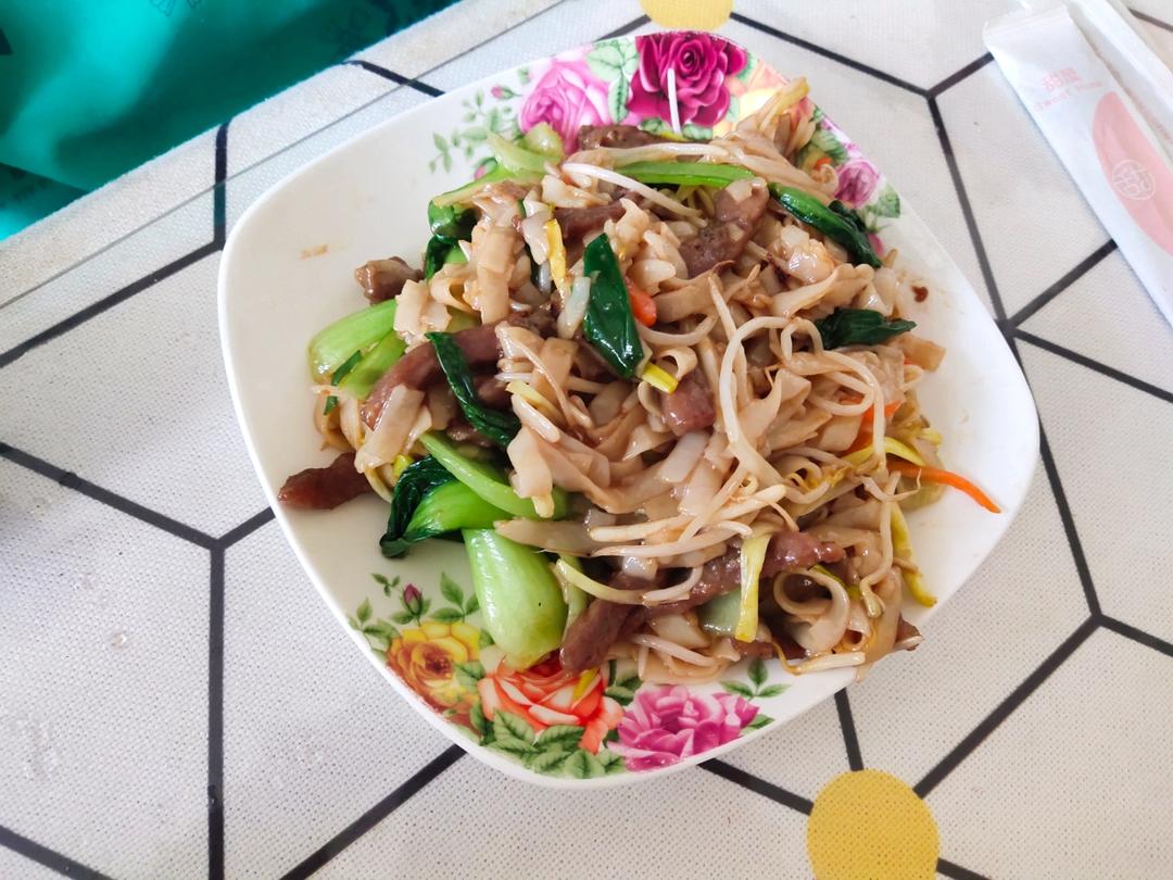 粤菜【干炒牛河】，广东人最爱的宵夜！