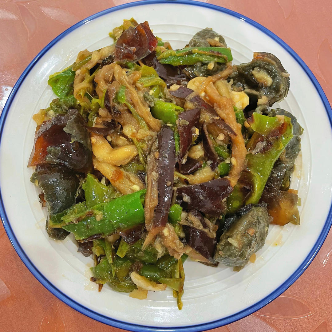 擂辣椒皮蛋茄子