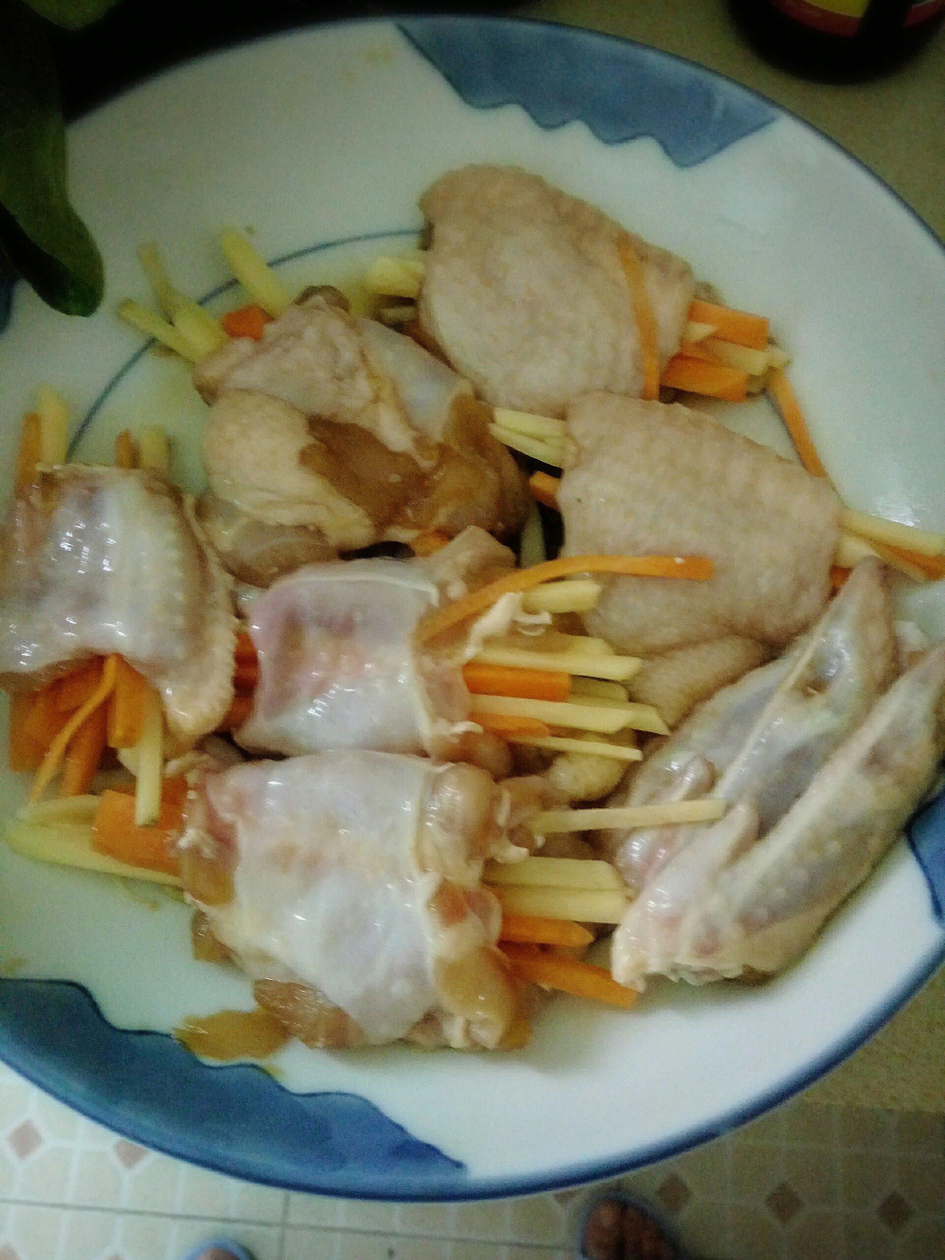 挑选鸡翅包菜的做法 步骤4