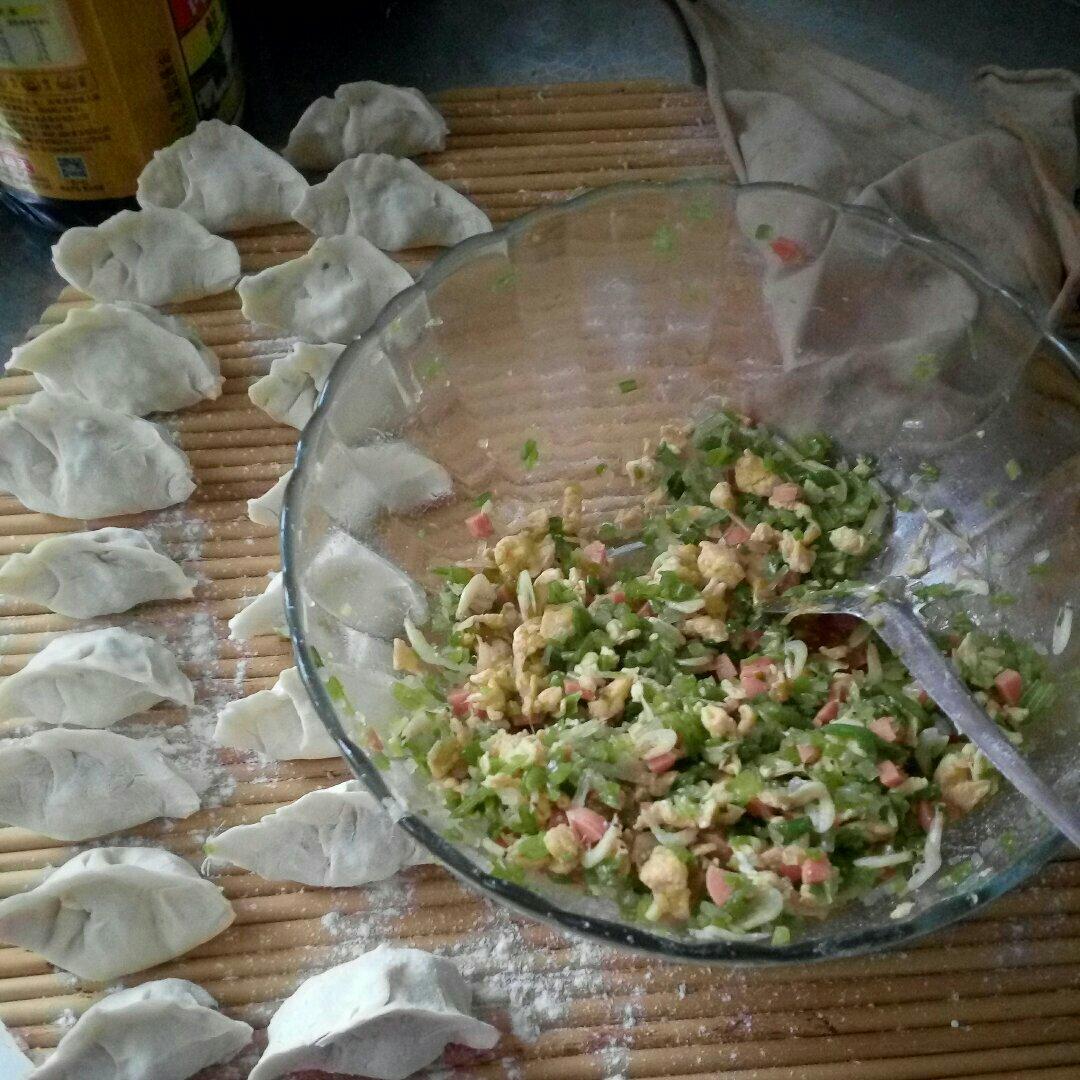 芹菜木耳虾皮鸡蛋素饺子