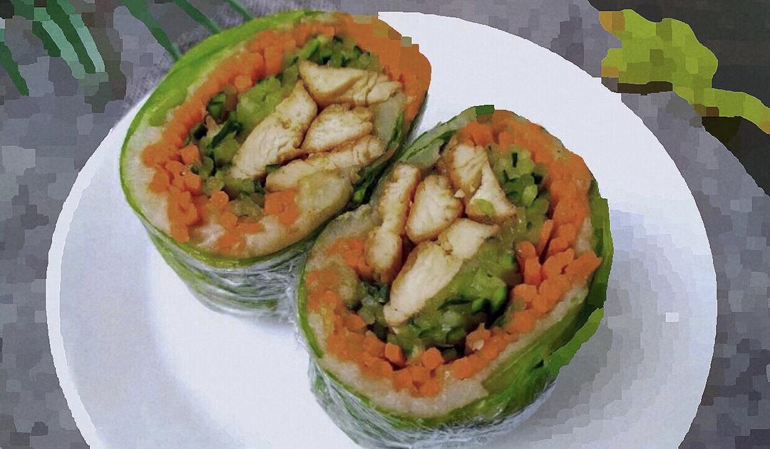 鸡胸肉蔬菜卷