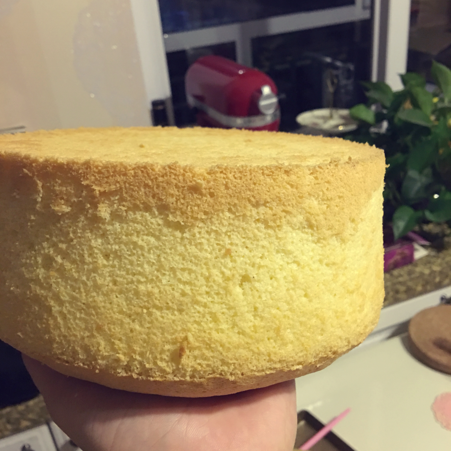 超简单完美戚风蛋糕（6寸2蛋）附打发、翻拌、脱模视频