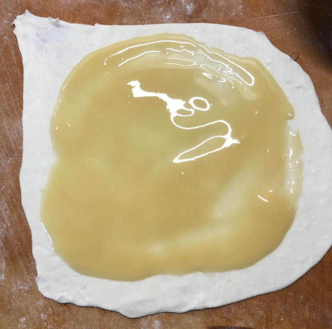 鼓大泡的鸡蛋灌饼