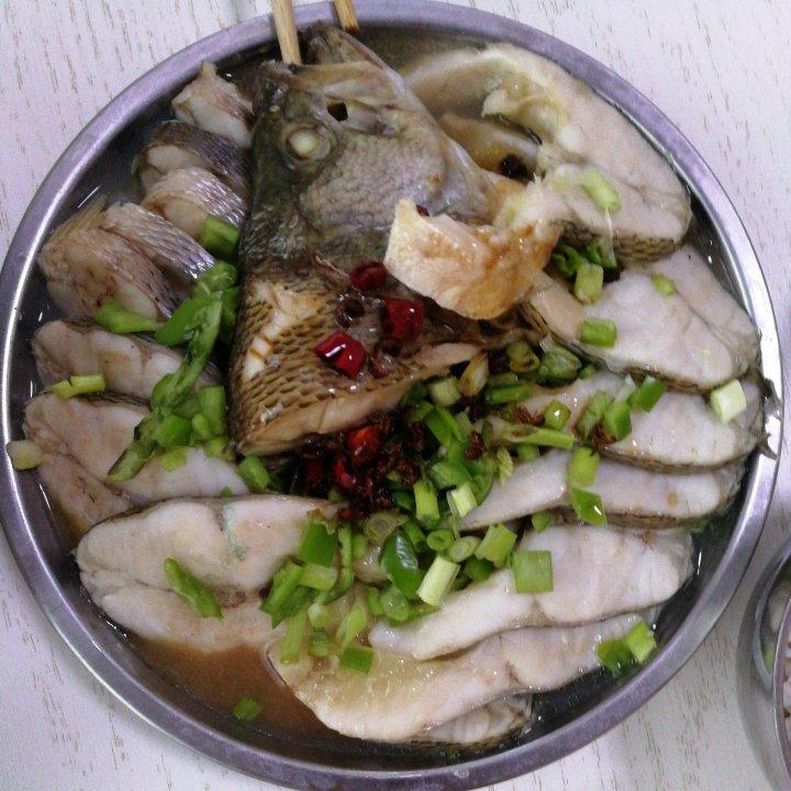 清蒸鲈鱼