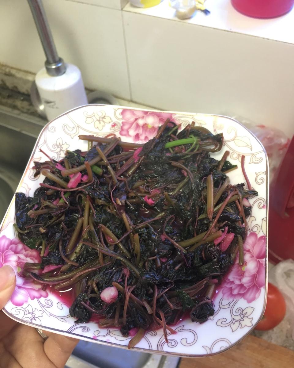 清炒红苋菜