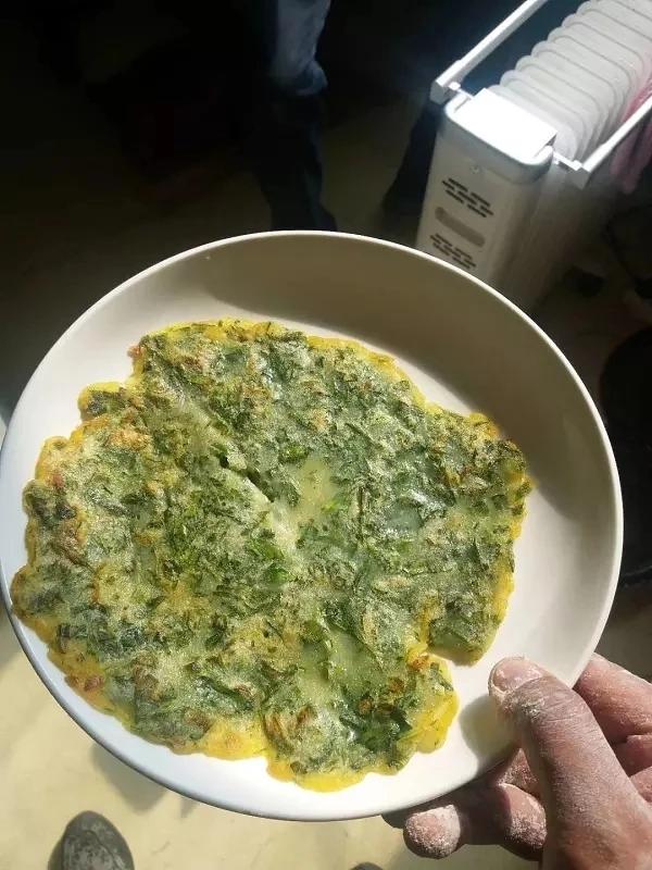 苜蓿鸡蛋饼