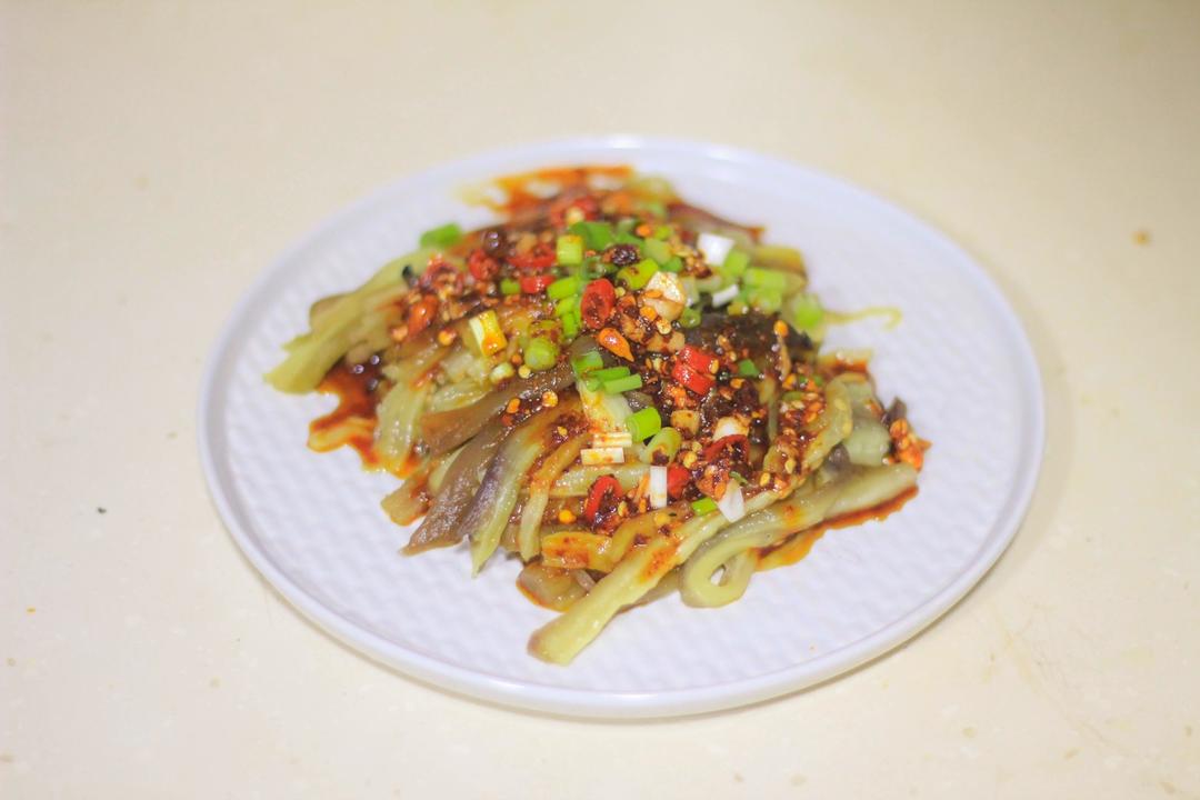 云南凉拌火烤茄子