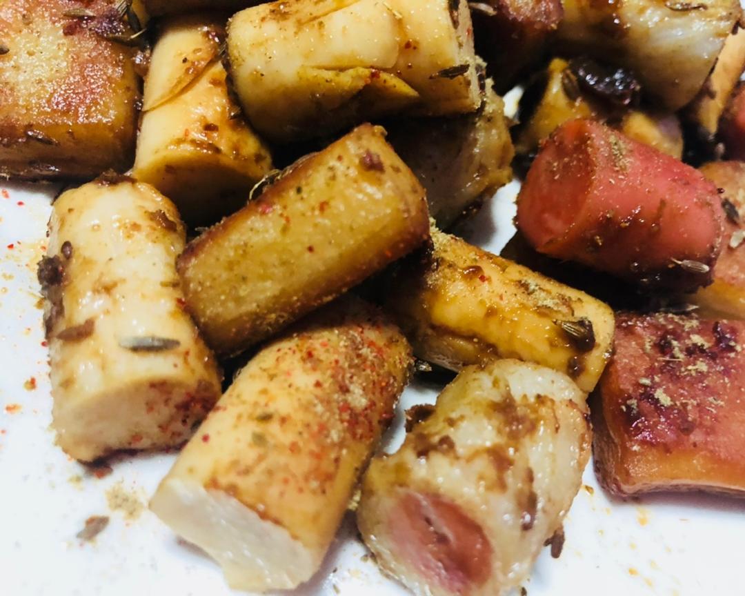 超简单大连街边小吃（煎鱼豆腐火腿海螺丸）的做法