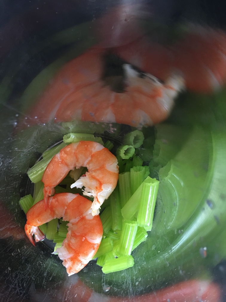 海虾芹菜米糊的做法