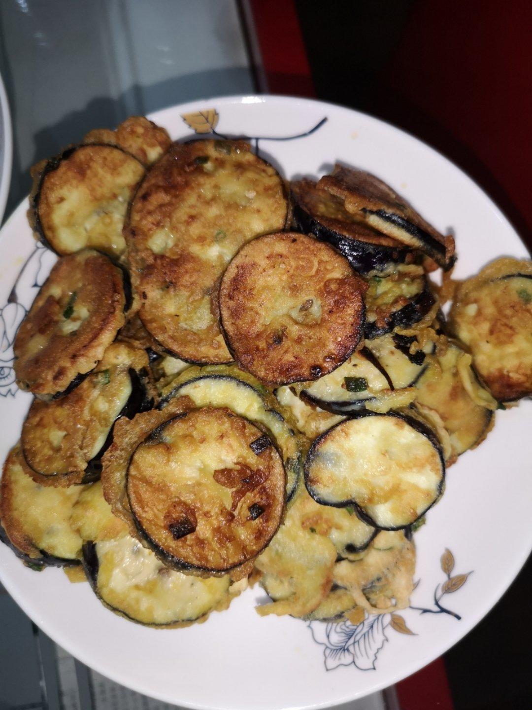 少油的蛋香煎茄子片