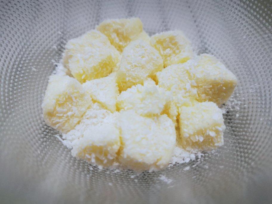 太棒啦！1个方子，做出2道口味一流的甜品！——椰奶小方&炸鲜奶