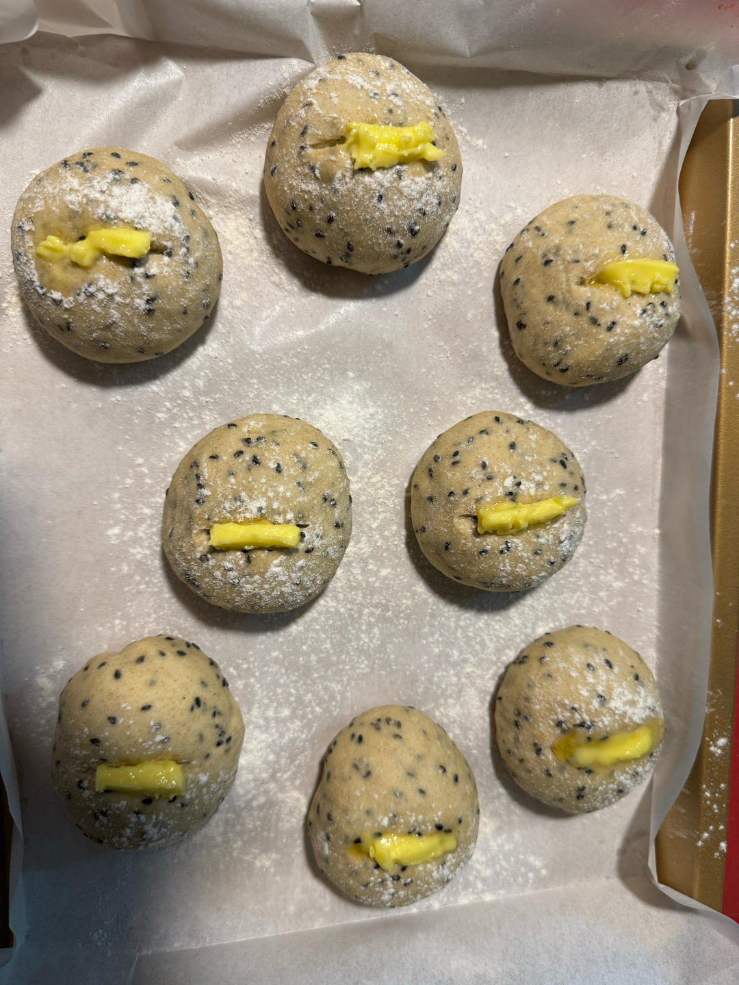 法式黑芝麻球