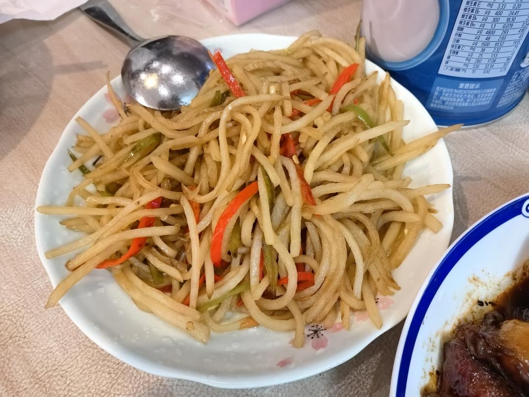 酸辣土豆丝的家常做法 超级下饭
