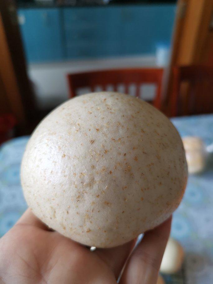 无油无糖松软的全麦馒头