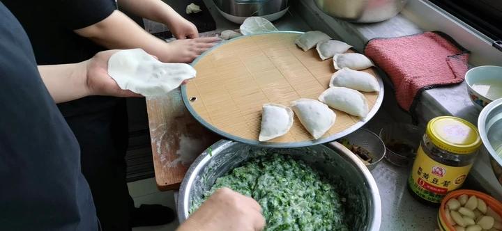 青萝卜贝丁饺子