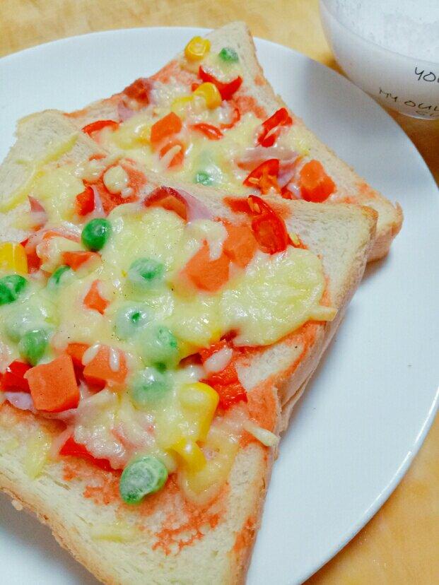 吐司披萨