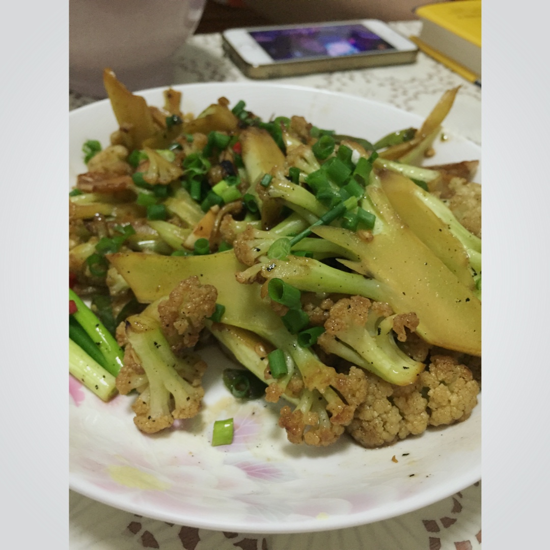 老丁的私房菜-干锅花菜