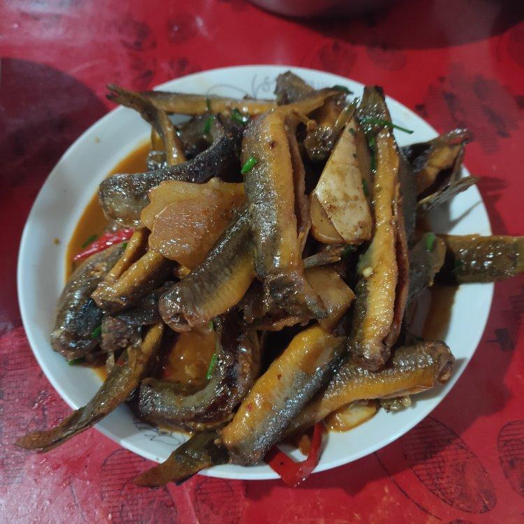 红烧泥鳅