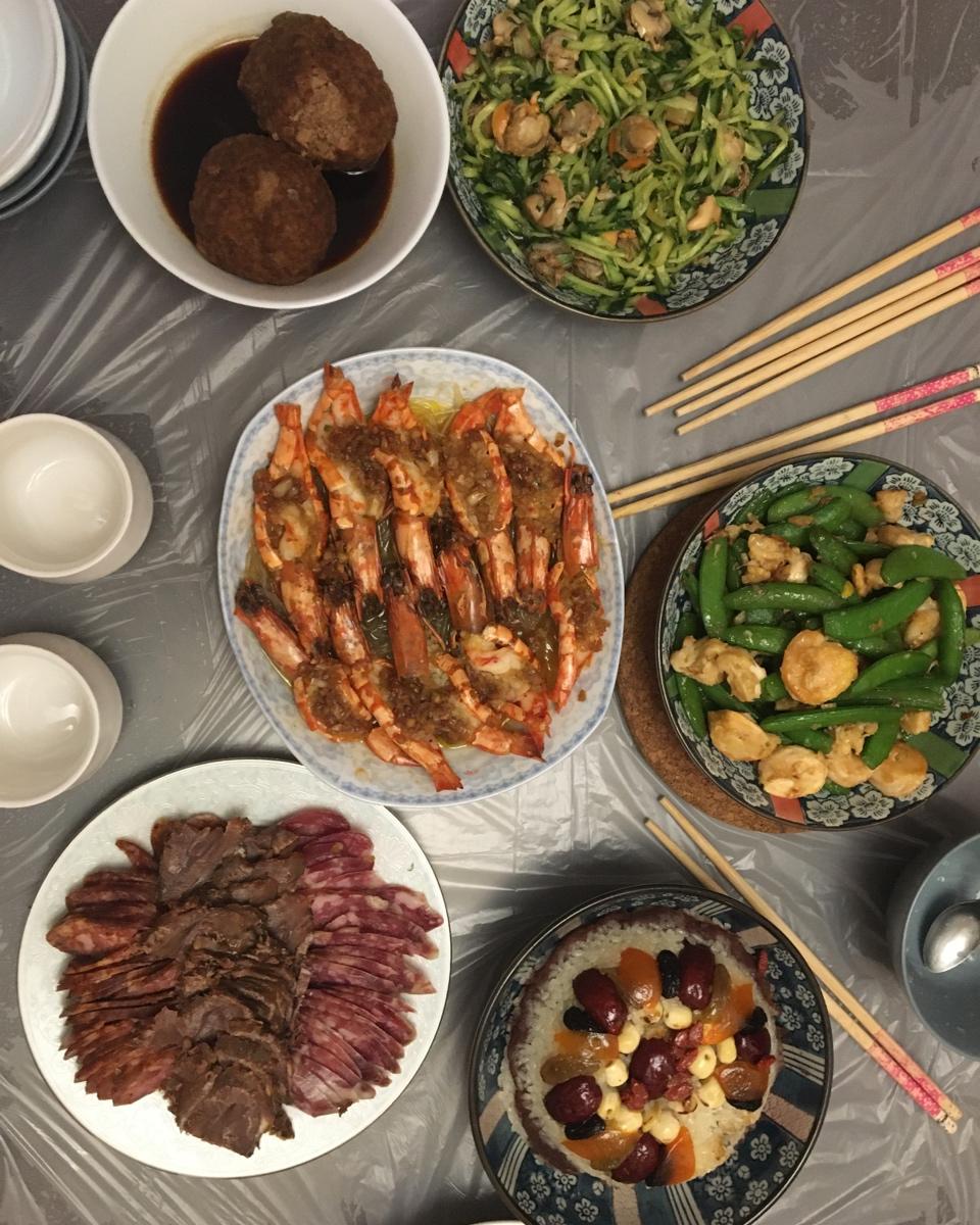 蒜蓉粉丝蒸黑虎虾