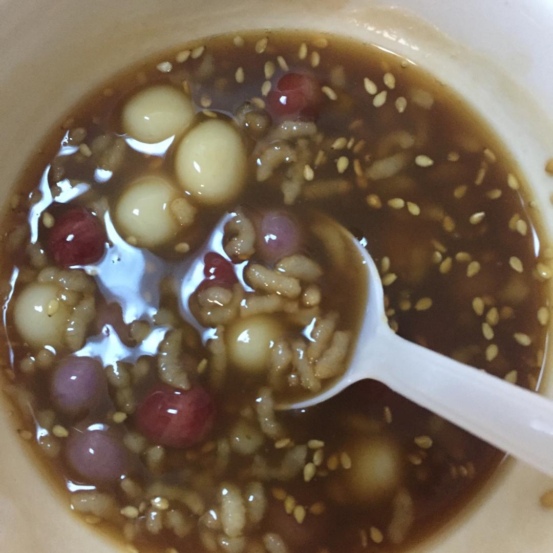 红糖糯米小圆子