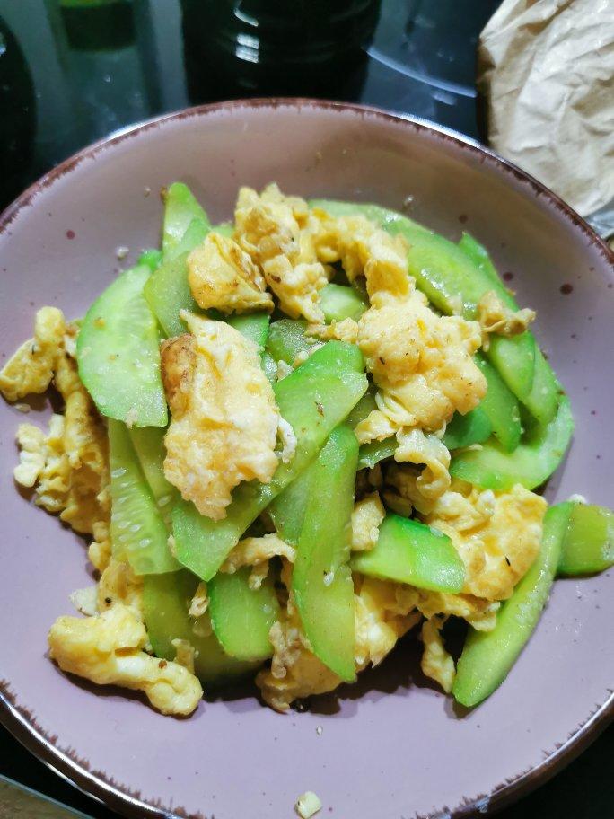 黄瓜炒蛋