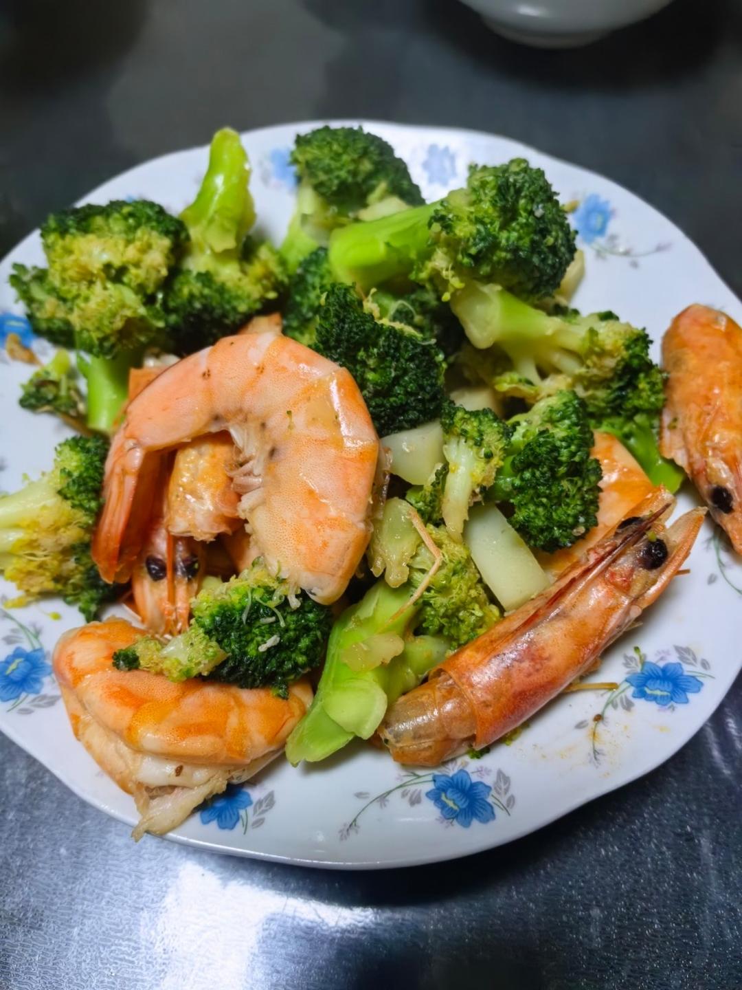 减肥去脂的西兰花炒虾仁