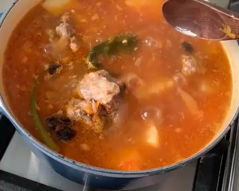 西红柿牛尾汤的做法 步骤7